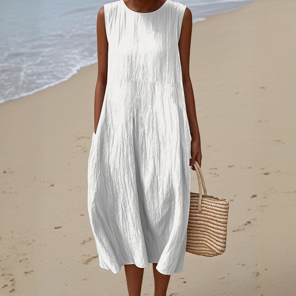 Women’s Sleeveless Dress with Pocket